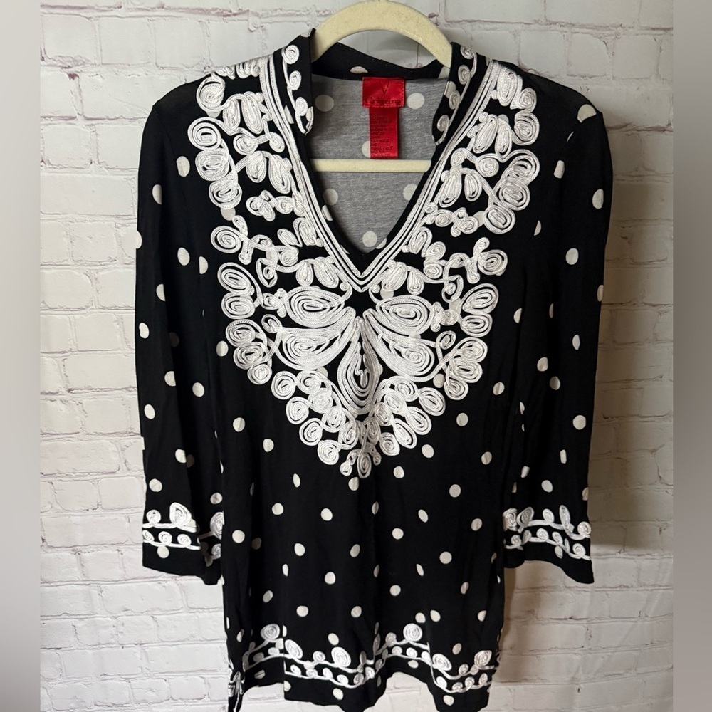 V Christina Black & White Polka Dot Embroidered Tunic Top – Boho Chic, Size S - Picture 3 of 4